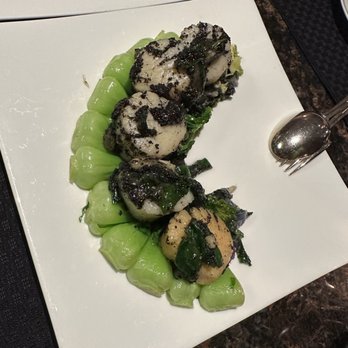 Shanghai Terrace - Chinese Near Me - Chicago, Illinois