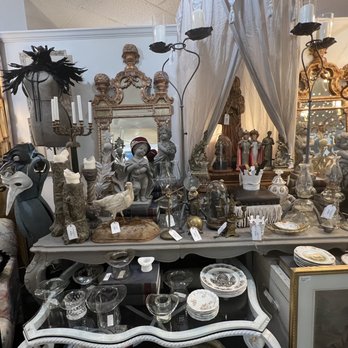Vintage Vero - Accessories Near Me - Vero Beach, Florida Vintage Vero - Accessories Near Me - Vero Beach, Florida