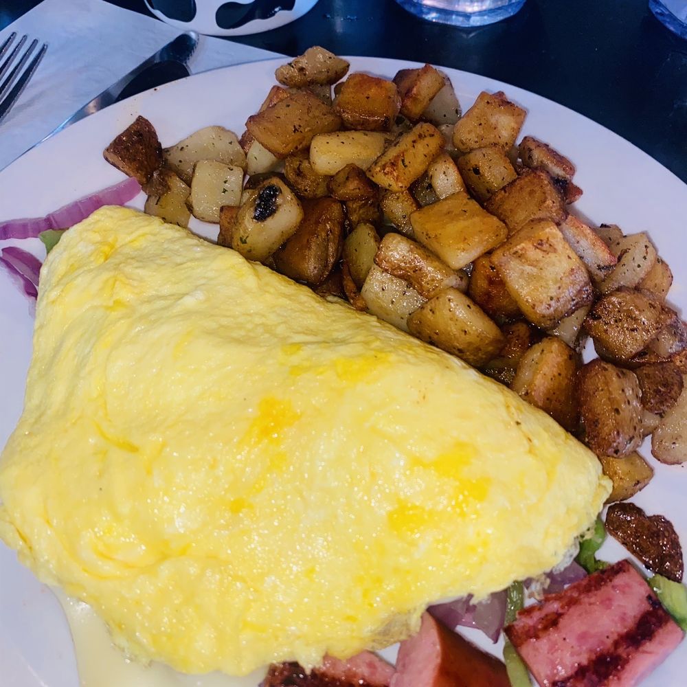 Woods Creek Cafe - Turkey sausage omelette with onions and bell peppers and some country potatoes, but overall the food OK - Breakfast & Brunch Near Me - Jamestown, California Woods Creek Cafe - Turkey sausage omelette with onions and bell peppers and some country potatoes, but overall the food OK - Breakfast & Brunch Near Me - Jamestown, California