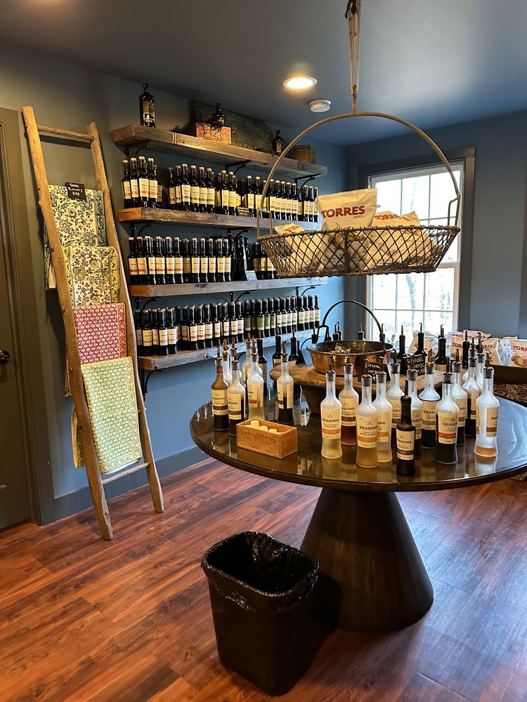 BLACK SWAN PROVISIONS 12 Race St, Frenchtown, New Jersey Cheese