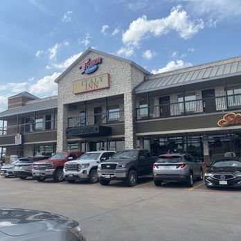 Exxon - Gas Stations Near Me - Italy, Texas