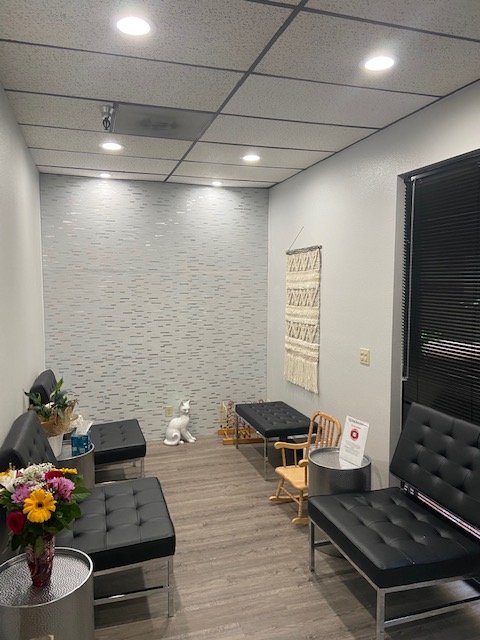 Claudia Moon-Perez, LMFT - grief counselor in Riverside, CA