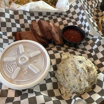 Red Beard Barbecue - Small portion of tri-tip, potato salad and beans in a container. - Food Trucks Near Me - Redmond, Oregon