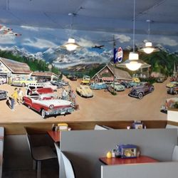 Golden Fish and Chips - Cozy Eat-in environment