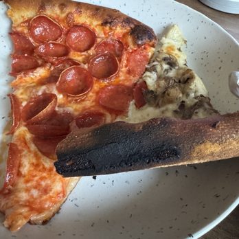 Little Coyote - Pizza Near Me - Long Beach, California