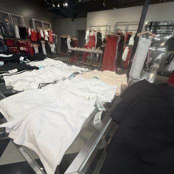Rhapsodielle - Women's Clothing Near Me - Las Vegas, Nevada Rhapsodielle - Women's Clothing Near Me - Las Vegas, Nevada