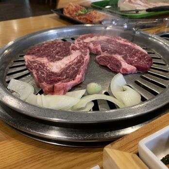 Yellow Cow Korean BBQ Restaurant - Beef Rib Eye - Korean Near Me - Gardena, California