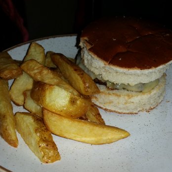 Gallagher's Pub - Kids burger and chips - Gastropubs Near Me - Cork, Colorado Gallagher's Pub - Kids burger and chips - Gastropubs Near Me - Cork, Colorado
