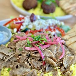 Grape Leaf Greek Kouzina - Gyro Piato