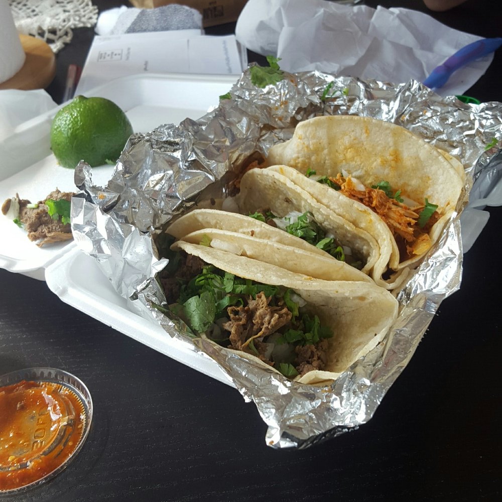 pollo chipotle and beef tacos. Red sauce was very spicy. pollo chipotle and beef tacos. Red sauce was very spicy.