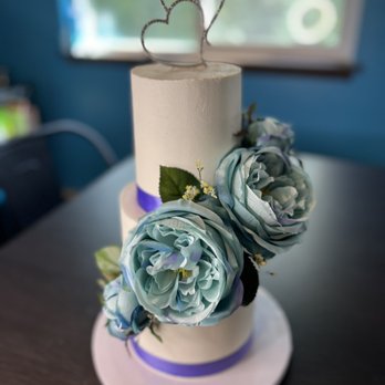 Mad Cakes - Custom Cakes Near Me