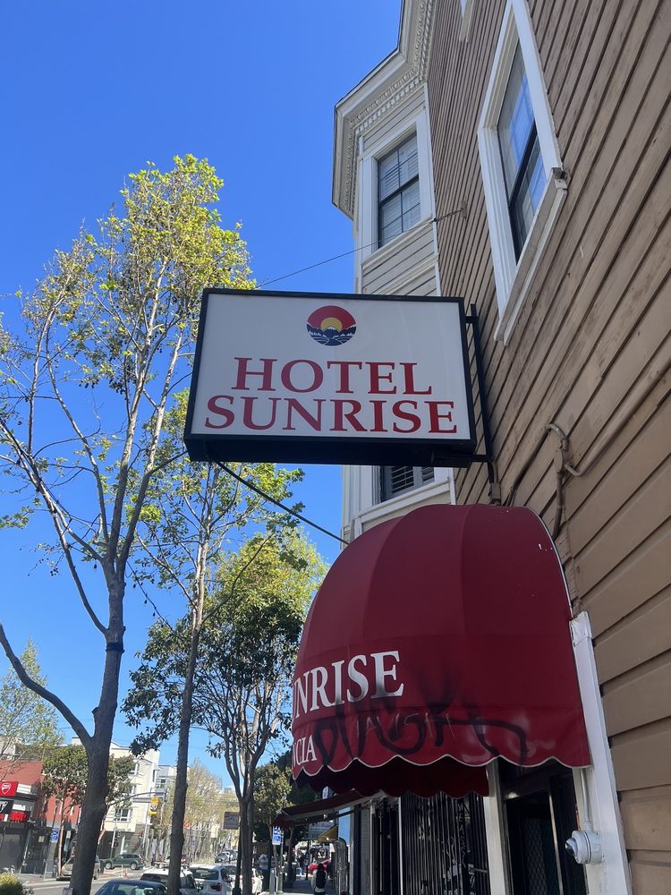 Hotel Sunrise