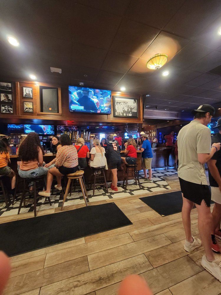 Social spots from Logie's On Overton