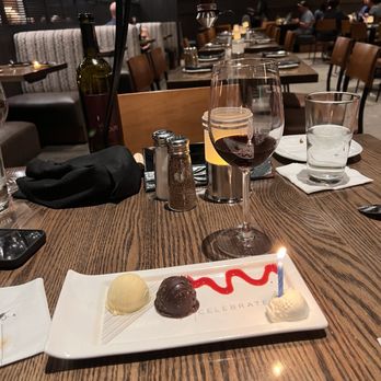 Cooper’s Hawk Winery & Restaurant - Desserts Near Me - Surprise, Arizona