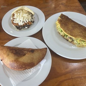 Kaxapa Factory - Empanada, arepa, cachapa - Latin American Near Me - Playa del Carmen, ROO