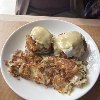 Cafe M - Crab Benedict - Breakfast & Brunch Near Me - Berkeley, California Cafe M - Crab Benedict - Breakfast & Brunch Near Me - Berkeley, California
