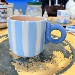 The Pigeon & The Hen Pottery - Ceramic painted cup from Pigeon & Hen Pottery