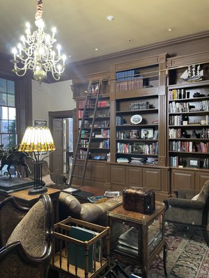 The Martha Washington Inn & Spa by null