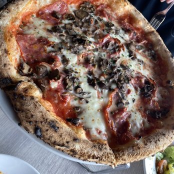 Brick Fire Tavern - Pepperoni and mushroom pizza - Pizza Near Me - Honolulu, Hawaii Brick Fire Tavern - Pepperoni and mushroom pizza - Pizza Near Me - Honolulu, Hawaii