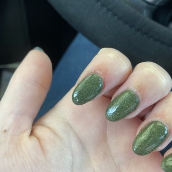 Luxor Nail & Spa - Index finger cuticle is super raw. It was actively bleeding while in the salon - Nail Salons Near Me - Winter Garden, Florida Luxor Nail & Spa - Index finger cuticle is super raw. It was actively bleeding while in the salon - Nail Salons Near Me - Winter Garden, Florida