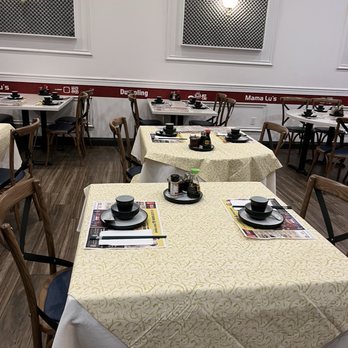Mama Lu’s Dumpling House - Dining area - Chinese Near Me - Alhambra, California Mama Lu’s Dumpling House - Dining area - Chinese Near Me - Alhambra, California