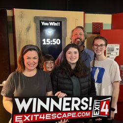 Exit 4 Escape Rooms