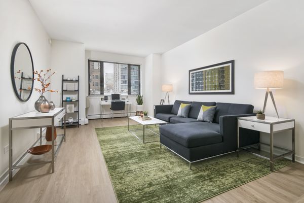 20 E Scott - PPM Apartments by null