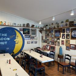 Moon Hut Restaurant - Party room area