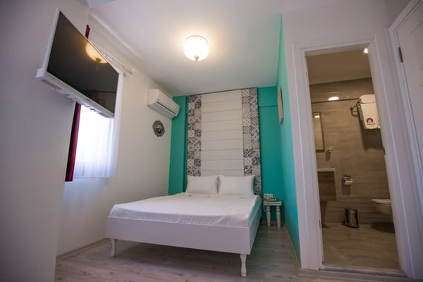 Menendi Otel by null