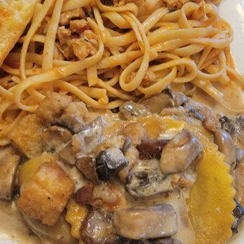 Maggiano's - We got several things take out ... great left overs. RIGATONI D, FETTUCCINE WITH CLAM SAUCE. MUSHROOM RAVIOLI. - Italian Near Me - Cincinnati, Ohio Maggiano's - We got several things take out ... great left overs. RIGATONI D, FETTUCCINE WITH CLAM SAUCE. MUSHROOM RAVIOLI. - Italian Near Me - Cincinnati, Ohio