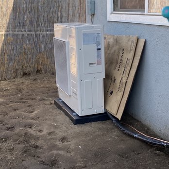 Master Comfort Solutions - Backyard compressor - Heating & Air Conditioning/HVAC Near Me - West Covina, California Master Comfort Solutions - Backyard compressor - Heating & Air Conditioning/HVAC Near Me - West Covina, California