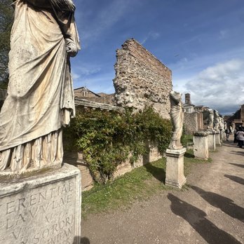 Foro Romano - Landmarks & Historical Buildings Near Me - Rome, RM
