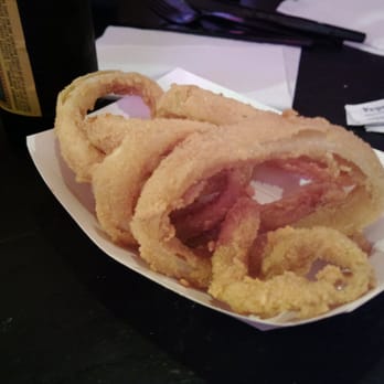 Gil's Broiler & Manske Roll Bakery - Onion Rings - Burgers Near Me - San Marcos, Texas Gil's Broiler & Manske Roll Bakery - Onion Rings - Burgers Near Me - San Marcos, Texas