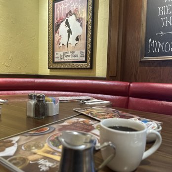 Mimi's Cafe - Coffee - Breakfast & Brunch Near Me - Irvine, California Mimi's Cafe - Coffee - Breakfast & Brunch Near Me - Irvine, California