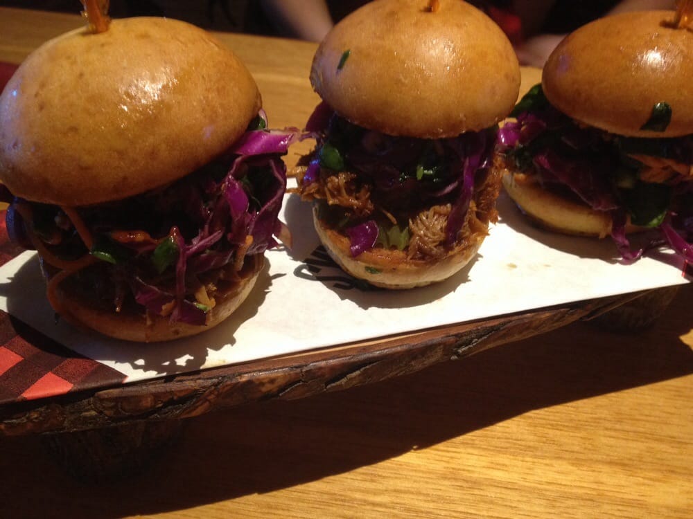 Twin Peaks - Photo 2