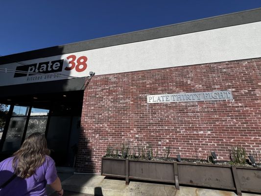 Plate 38 Kitchen And Bar by null