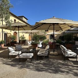 Castello di Casole - Courtyard