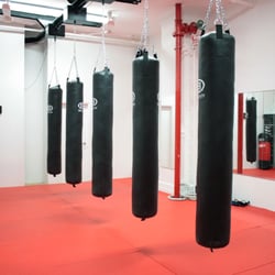 Work Train Fight - Retractable heavy bags in the Boot Camp studio