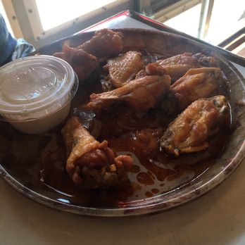 Hooters - Naked Wings - American Near Me - Clearwater, Florida