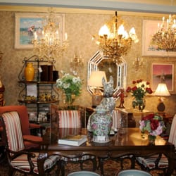 La Maison Antiques