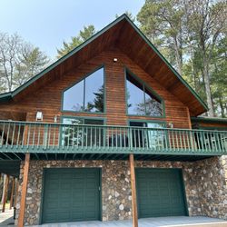 Crystal Clear Pros - Beautiful lake side balcony windows