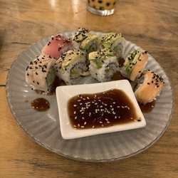 Hokkaido Ramen - Rainbow roll