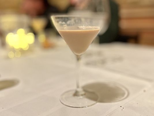 Dominic's by null