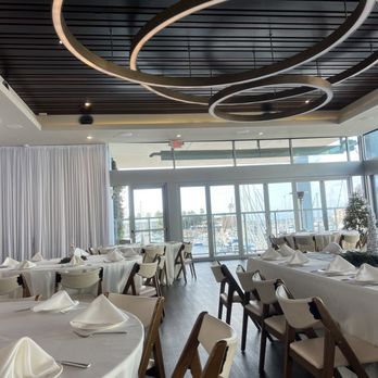 Sea Level Restaurant & Lounge - Dining area - New American Near Me - Redondo Beach, California Sea Level Restaurant & Lounge - Dining area - New American Near Me - Redondo Beach, California