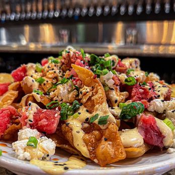 Roosevelt's - Ahi tuna nachos - Gastropubs Near Me - Tulsa, Oklahoma