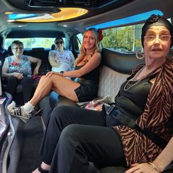 Pilot Limousine Service - The birthday girl and a few guests