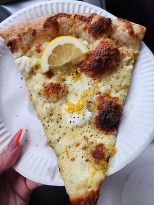 Mac’s Pizza by null