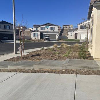 Newline Concrete & Pavers - Front steps - Masonry/Concrete Near Me Newline Concrete & Pavers - Front steps - Masonry/Concrete Near Me