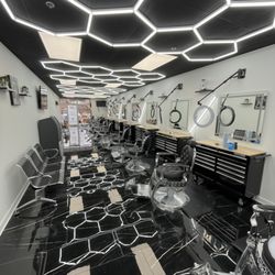 True Culture Barber Lounge