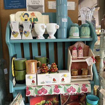 Stuarts Draft Antique Mall - Antiques Near Me - Waynesboro, Virginia